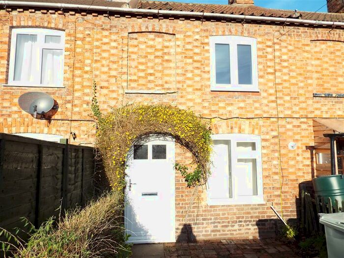 2 Bedroom Cottage To Rent In Stourton Place, Horncastle, LN9
