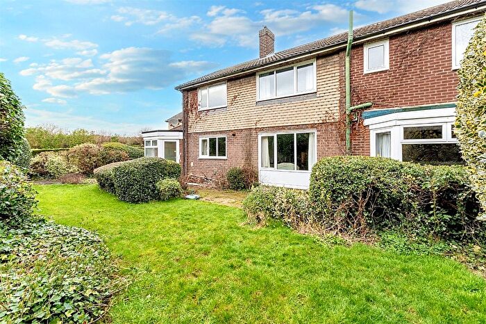 4 Bedroom Detached House For Sale In Ashlea Close, Garforth, Leeds, West Yorkshire, LS25