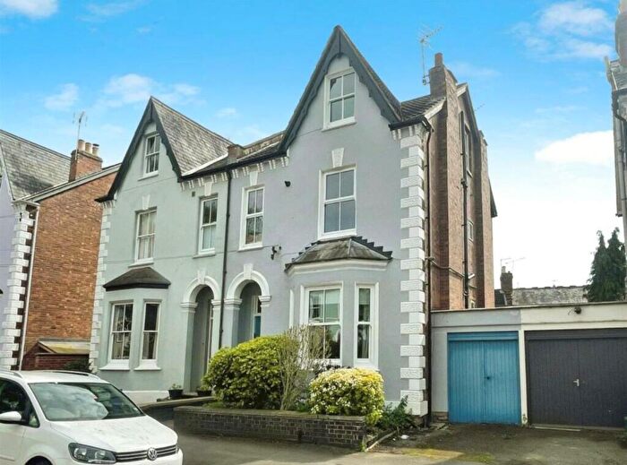 1 Bedroom Flat To Rent In St Marys Crescent, Leamington Spa, CV31