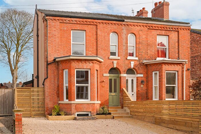 5 Bedroom Semi Detached House For Sale In Norwood Road, Stretford, M32