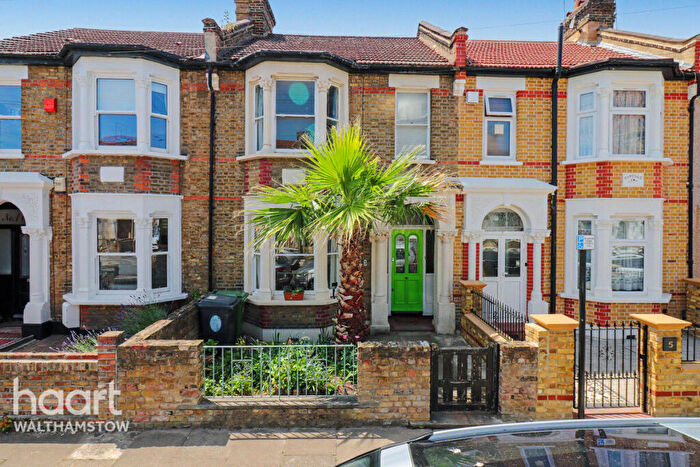 3 Bedroom Terraced House For Sale In Exeter Road, Walthamstow, E17