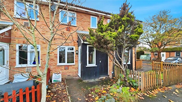 1 Bedroom House To Rent In Meadowbrook Close, Colnbrook, Slough, SL3