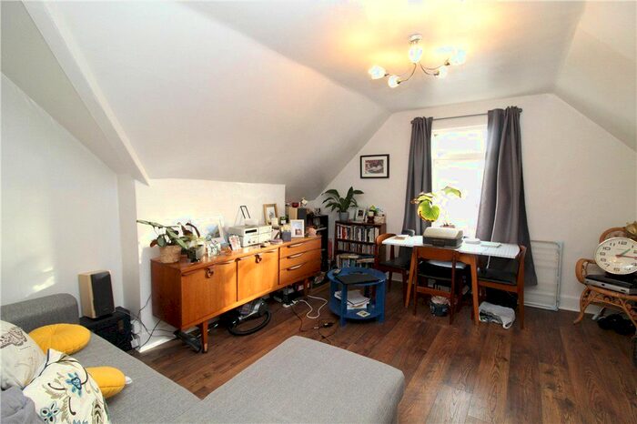 1 Bedroom Flat To Rent In Waddon Road, Croydon, CR0