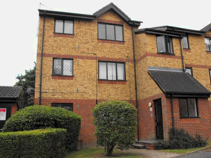 1 Bedroom Flat To Rent In Green Pond Close, London E17