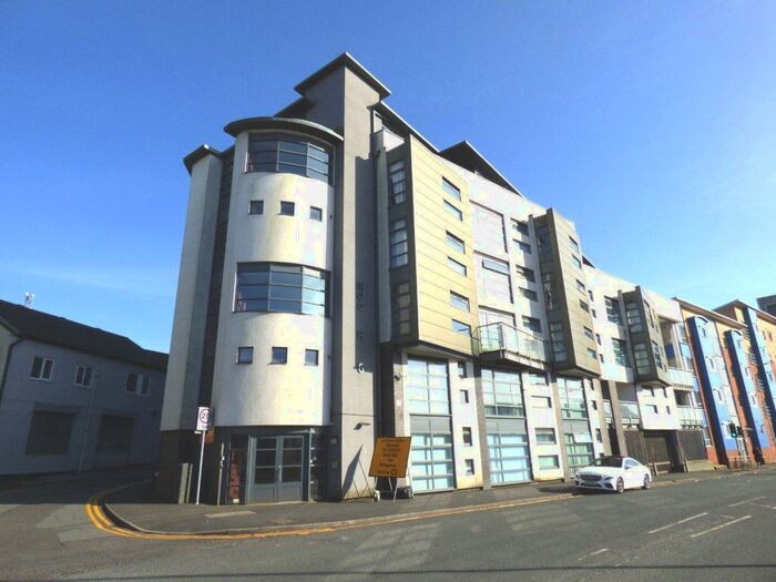 2 Bedroom Penthouse To Rent In Moor Heights, Preston, PR1