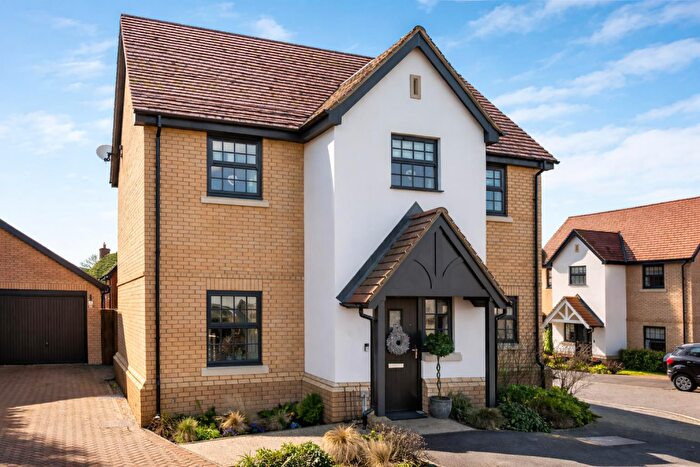 4 Bedroom Detached House For Sale In Hawken Close, Standon, SG11