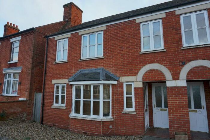 2 Bedroom Apartment To Rent In Midland Road, Olney, MK46