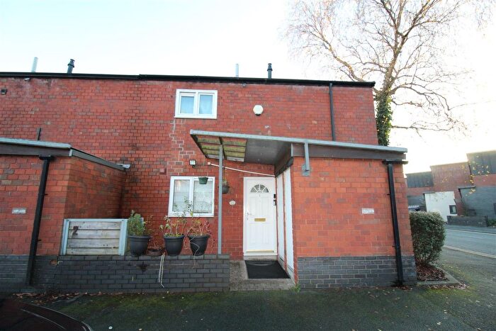 2 Bedroom End Of Terrace House For Sale In Pleasant Gardens, Bolton, BL1