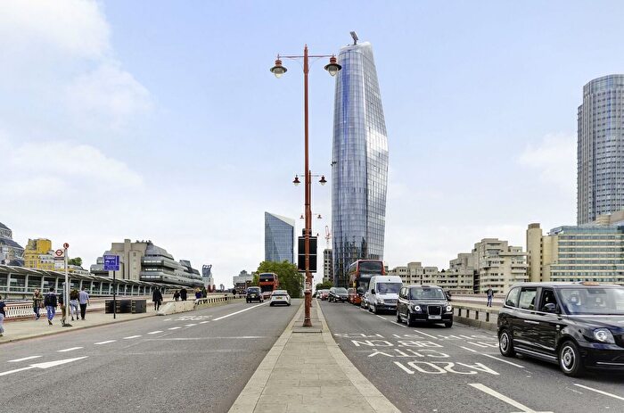 1 Bedroom Flat For Sale In Blackfriars Road, Blackfriars, London, SE1