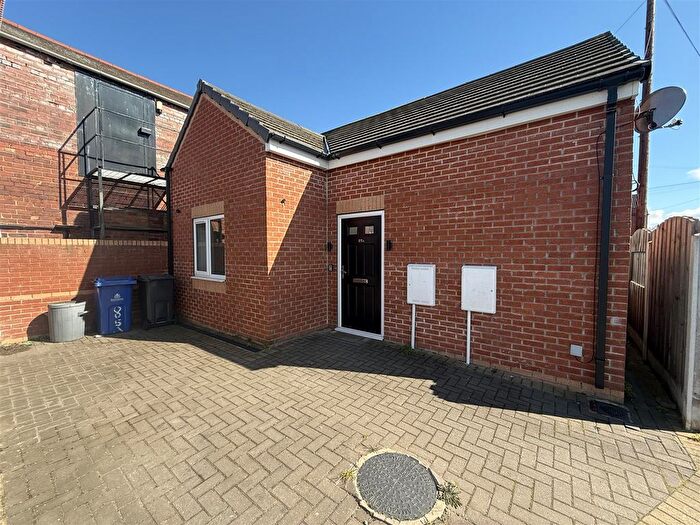 2 Bedroom Detached Bungalow To Rent In Owston Road, Carcroft, Doncaster, DN6