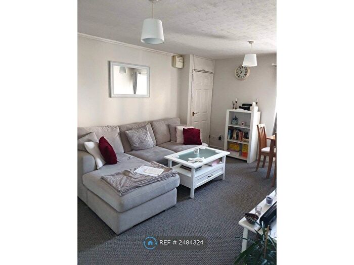 1 Bedroom Flat To Rent In St. Erth Praze, Hayle, TR27