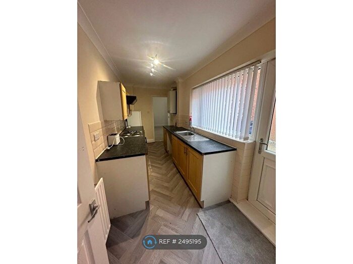 2 Bedroom Flat To Rent In Stanhope Road, South Shields, NE33