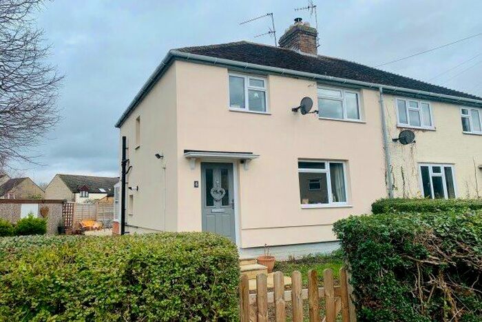 3 Bedroom Property To Rent In Colletts Gardens, Broadway, WR12