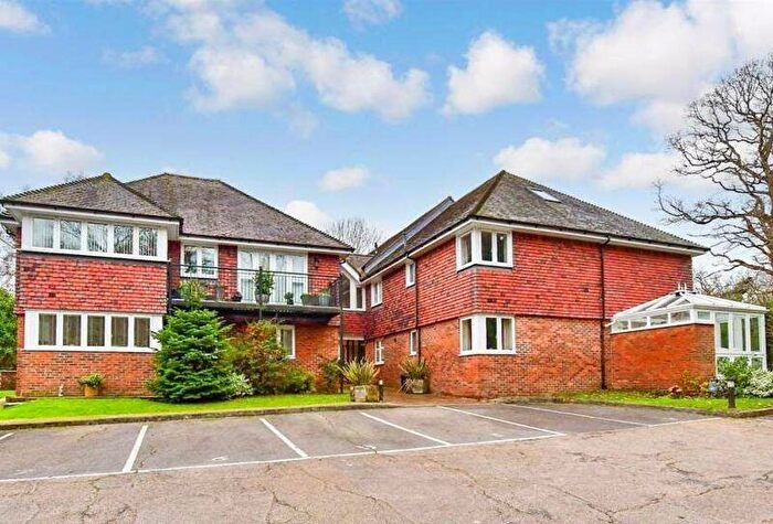 2 Bedroom Flat For Sale In Hythe, CT21