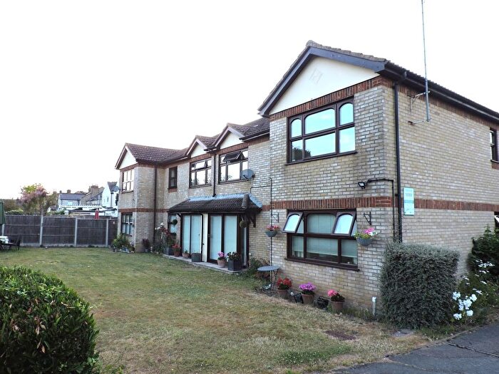 1 Bedroom Flat To Rent In Whitley Road, Hoddesdon, EN11