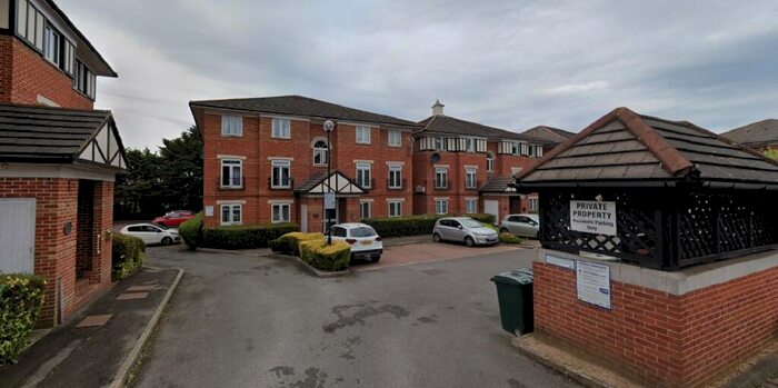 1 Bedroom Apartment To Rent In Cousins Court, Alwyn Gardens, Hendon, London, NW4