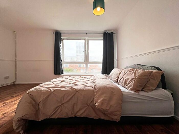 3 Bedroom Maisonette To Rent In Wager Street, London, E3