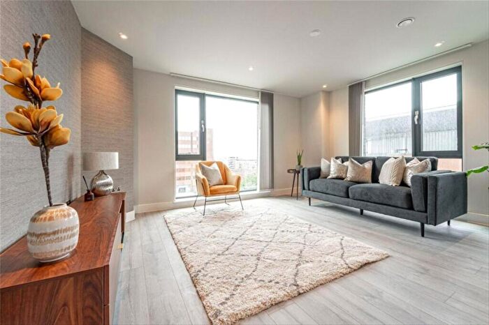 2 Bedroom Flat To Rent In Broad Street, Five Ways, B15