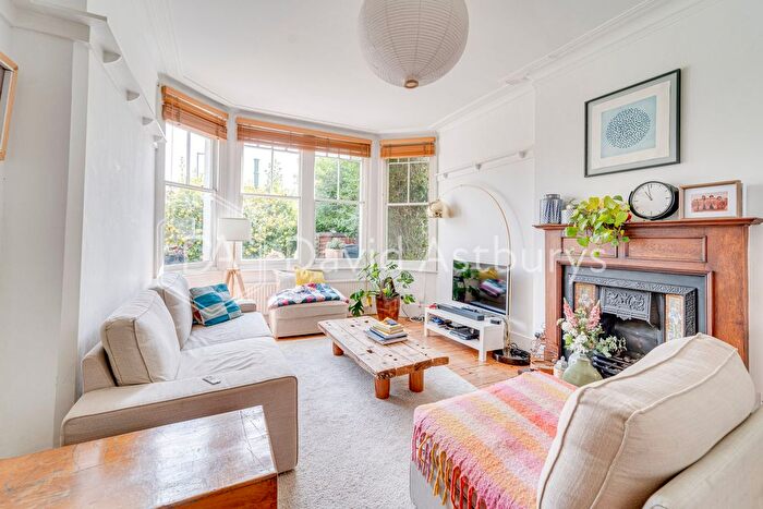 4 Bedroom Terraced House To Rent In Tetherdown, Muswell Hill, London, N10