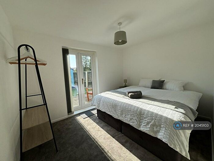 2 Bedroom Bungalow To Rent In Metcalfe Street, Burnley, BB12