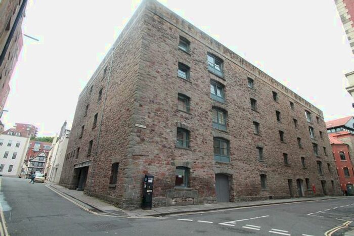 1 Bedroom Property To Rent In Protheroes House, Hobbs Lane, Bristol, BS1