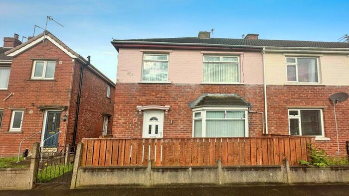 3 Bedroom Semi-Detached House To Rent In Hambledon Avenue, Chester Le Street, Durham, DH2