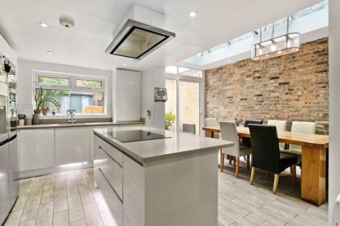 5 Bedroom Terraced House For Sale In Eldon Road, London, N22