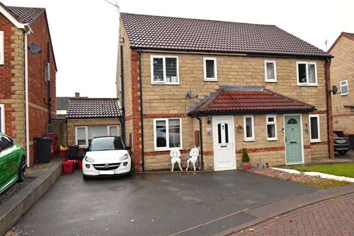 3 Bedroom Semi-Detached House For Sale In Kendrick Close, Coalville, LE67