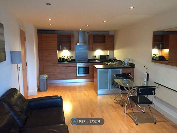 1 Bedroom Flat To Rent In Clarence House, Leeds, LS10