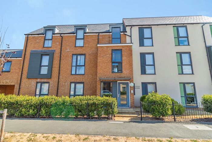 1 Bedroom Flat For Sale In Holt Avenue, Brooklands, Milton Keynes, MK10