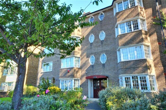 2 Bedroom Apartment To Rent In Alan Court, - Vanbrugh Park Road, London, SE3