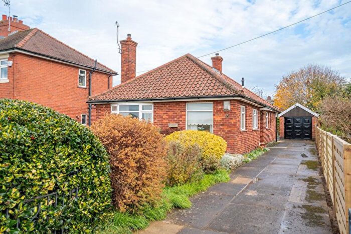 3 Bedroom Bungalow For Sale In Sherwood Grove, Acomb, York, YO26