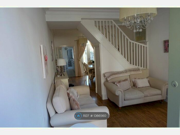 2 Bedroom Terraced House To Rent In Victoria Road, Newcastle-Under-Lyme, ST5