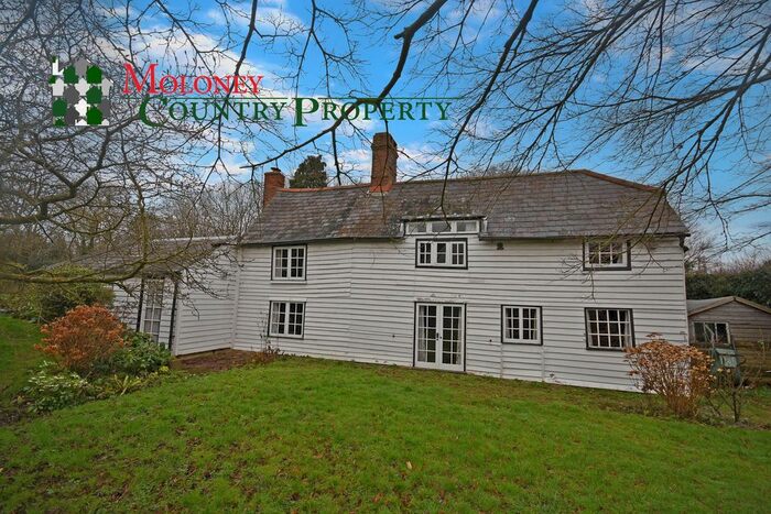 4 Bedroom Cottage For Sale In Barnets Hill, Peasmarsh, Rye, TN31