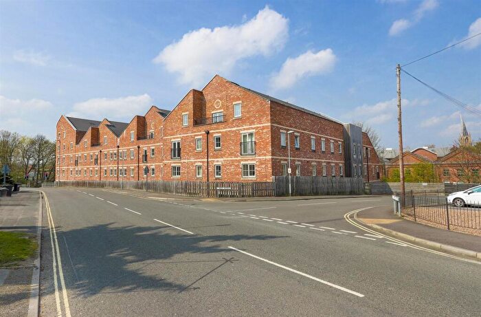 1 Bedroom Flat To Rent In Piccadilly Heights, Wain Avenue, Chesterfield, S41