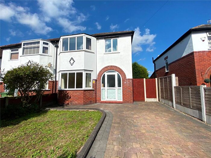 3 Bedroom Semi Detached House To Rent In Woodford Gardens, Manchester, Greater Manchester, M20