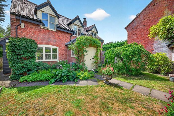 4 Bedroom Detached House For Sale In Pitts Hill, Saxlingham Nethergate, Norwich, Norfolk, NR15