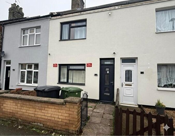 3 Bedroom Terraced House For Sale In Thistlemoor Road, Peterborough, PE1