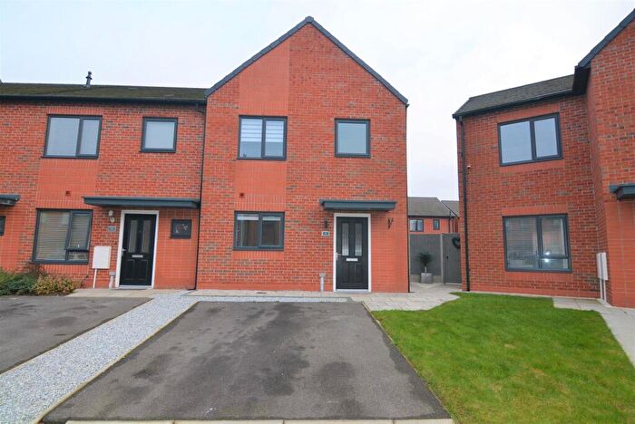 3 Bedroom End Of Terrace House To Rent In Tonbridge Close, Rock Ferry, Wirral, CH42