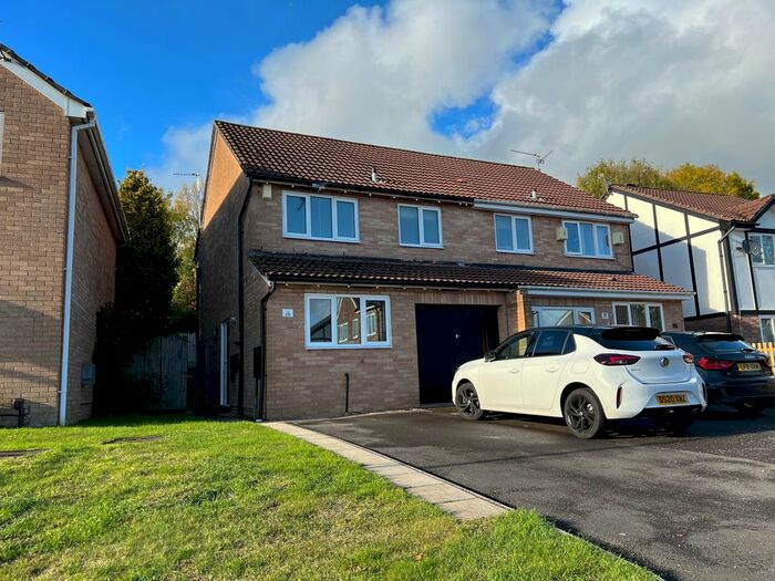 3 Bedroom Property To Rent In Osprey Close, St Mellons, Cardiff, CF3