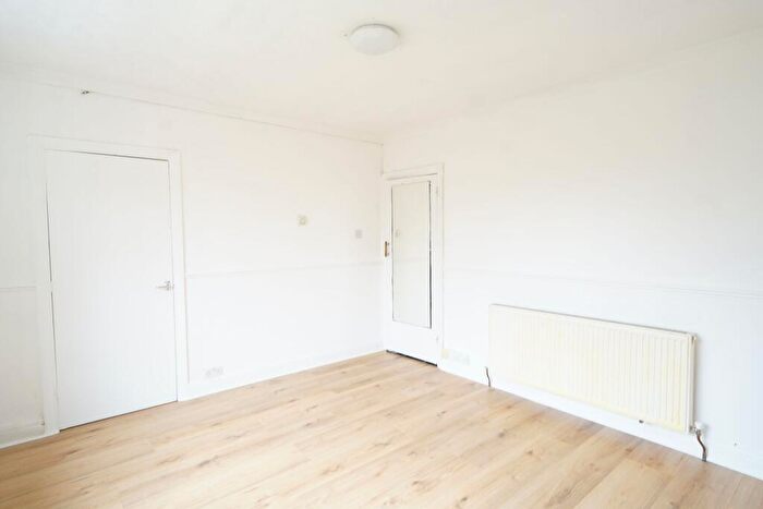 2 Bedroom Bungalow To Rent In Chadwell Road, Grays, RM17