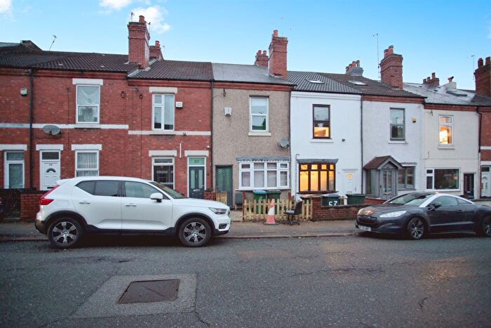 3 Bedroom Terraced House For Sale In Broomfield Road, Coventry, CV5