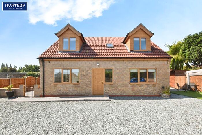 3 Bedroom Detached Bungalow For Sale In Corby Road, Scunthorpe, DN16