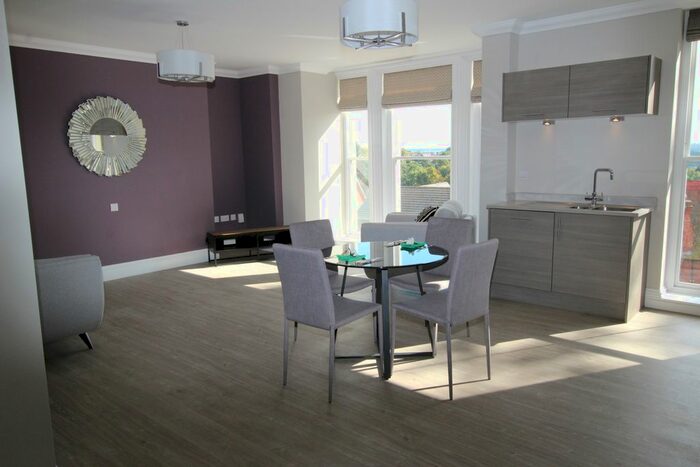 2 Bedroom Flat To Rent In Clinton Terrace, Derby Road, Nottingham, NG7