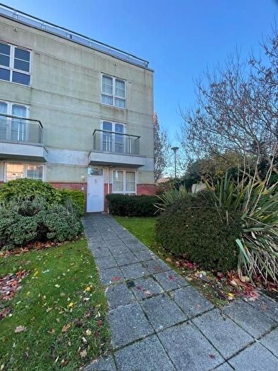 5 Bedroom Property To Rent In Darnall Road, Leicester, LE2