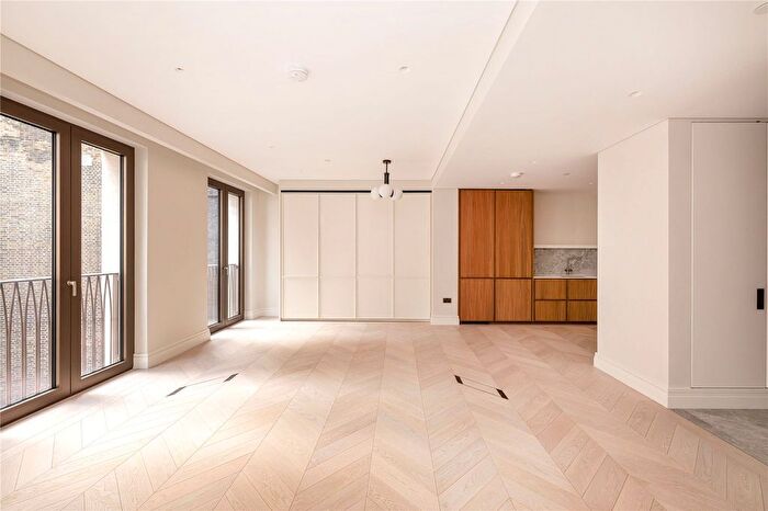 1 Bedroom Flat To Rent In Carrington Street, Mayfair, London, W1J