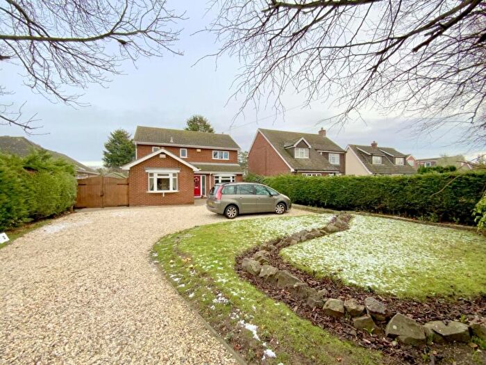 4 Bedroom Detached House For Sale In Louth Road, New Waltham, DN36