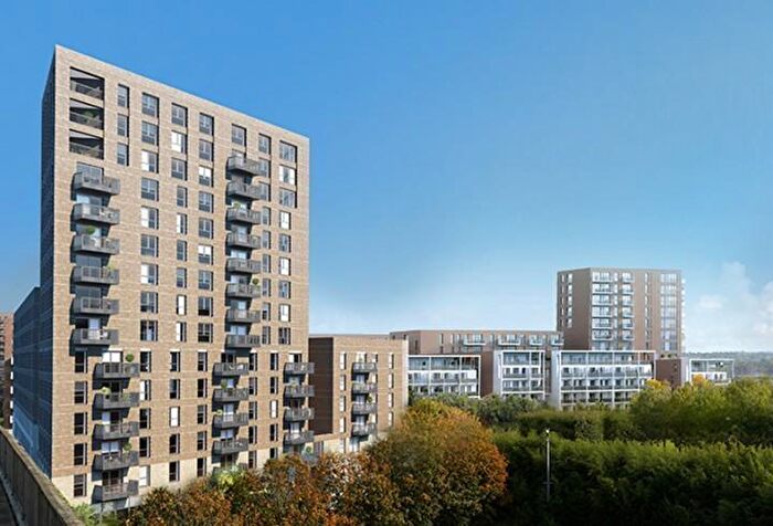 2 Bedroom Flat To Rent In Connaught Heights, Agnes George Walk, London, E16