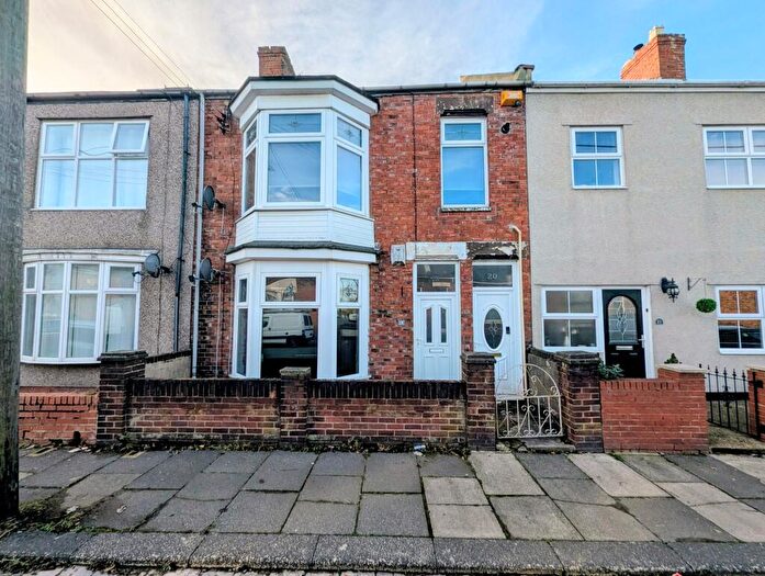 2 Bedroom Flat For Sale In Roseberry Terrace, Boldon Colliery, NE35