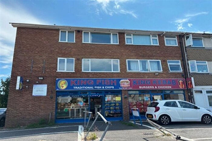 2 Bedroom House To Rent In Cookham Road, SL6